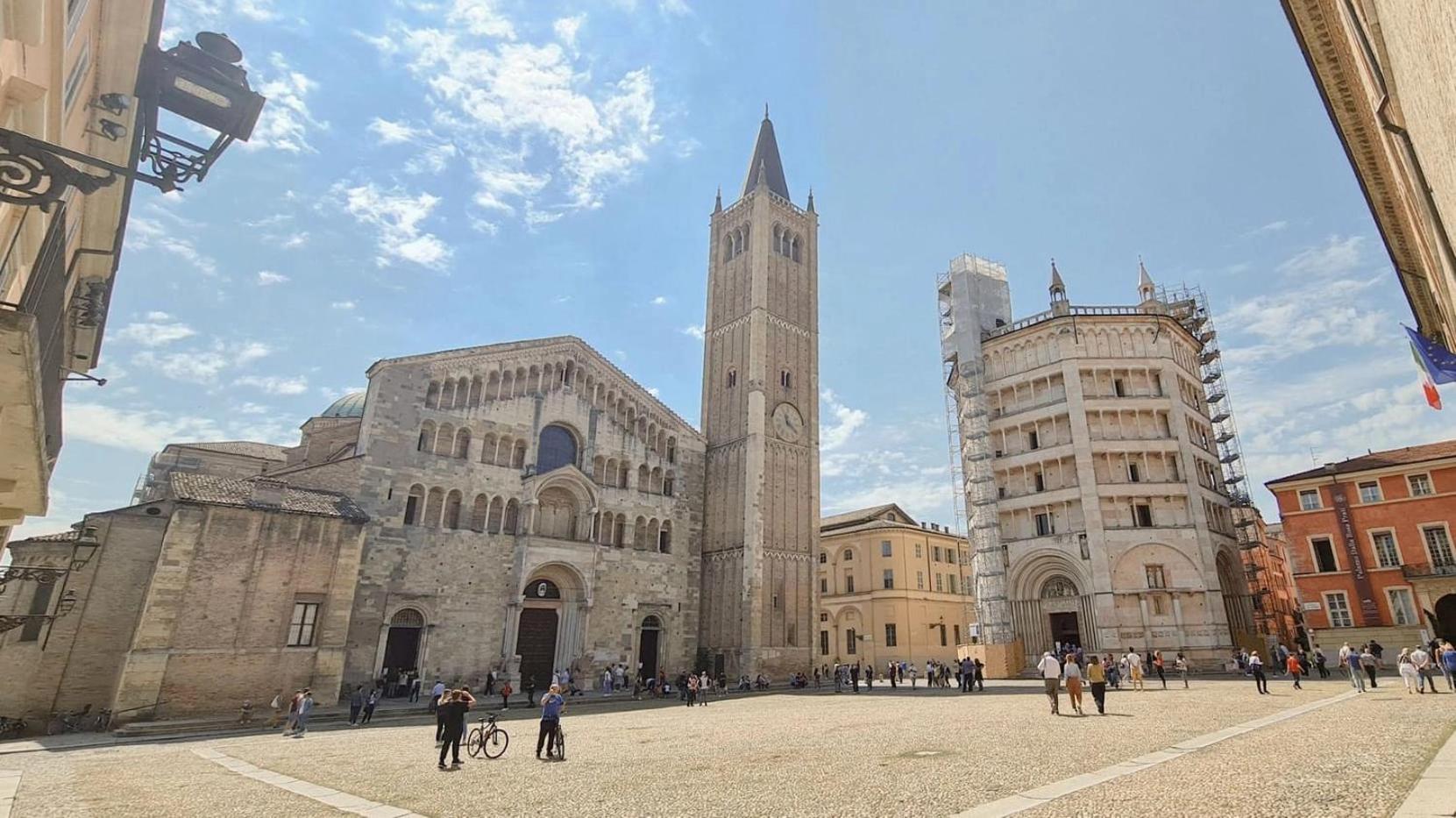 Luxury 5 Al Duomo Di Parma公寓 外观 照片