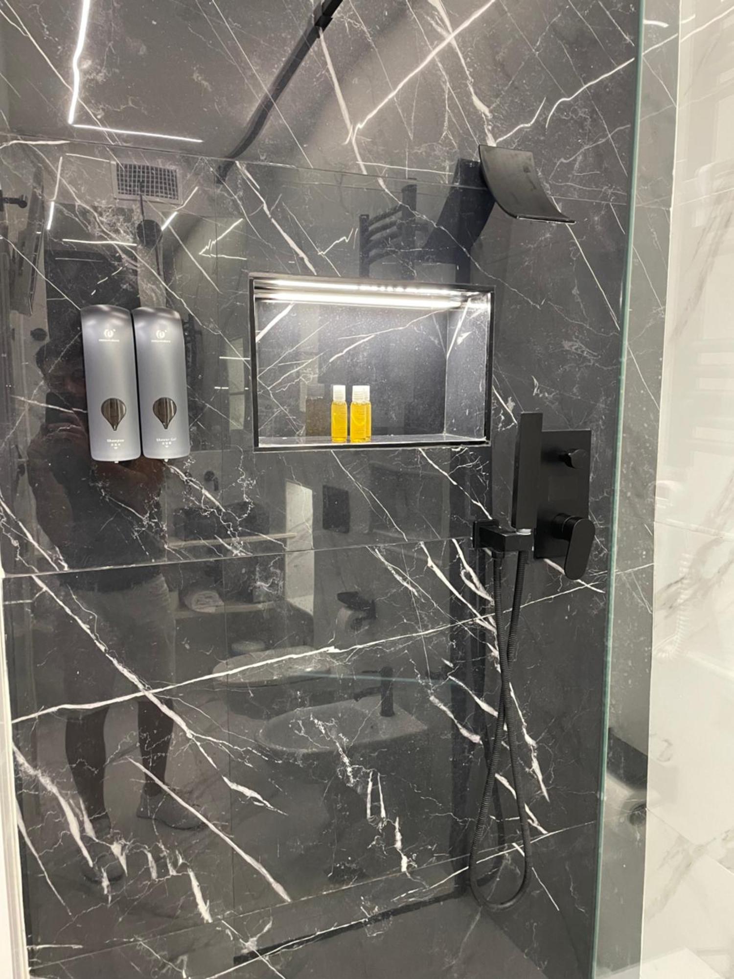 Luxury 5 Al Duomo Di Parma公寓 外观 照片